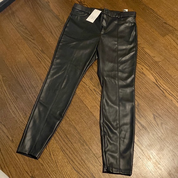 NWT Zara Faux Leather Leggings with Zipper Slits at Ankles - Picture 3 of 11